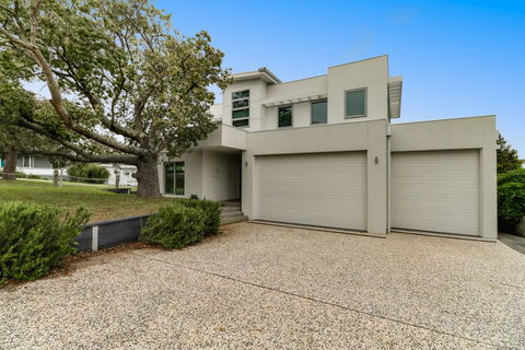 Kurrajong - Grafton Accommodation 0
