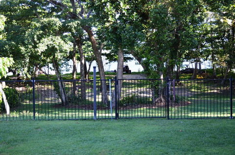 Kurrimine Beach Huts - Grafton Accommodation 0