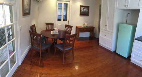 Ky Country Cottage - Grafton Accommodation 1