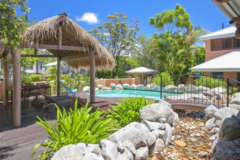 L'Auberge Noosa - Grafton Accommodation 1