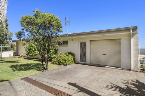 La Mer, 19 Dulconghi Street - Grafton Accommodation 3