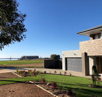 Lake Resort on Black Bull - Grafton Accommodation