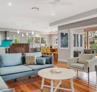 LAKEFRONT and SUNSET HAVEN - Grafton Accommodation