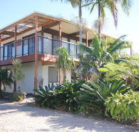 Lakehouse on Oxley - Grafton Accommodation