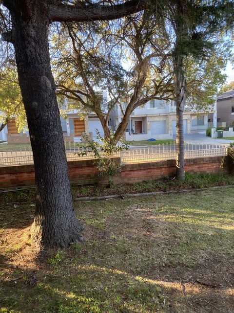 Lakes Mates - Grafton Accommodation 0