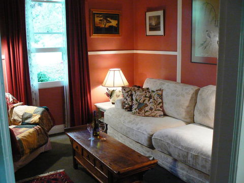 Lemon Tree Cottage - Grafton Accommodation 1