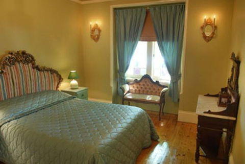 Leura Lady - Grafton Accommodation 1