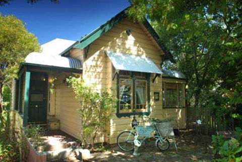 Leura Lady - Grafton Accommodation 0