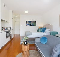 Luxurious light-filled studio in winning location - Grafton Accommodation