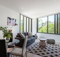 LUXURY APARTMENT / / MOMENTS TO LANE COVE VILLAGE - Grafton Accommodation
