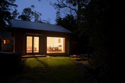 Luxury Forest Retreat - Puffing Billy - Grafton Accommodation 1