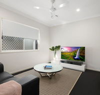 Luxury Home close to Sleemans QE2 Hospital  Griffith Uni - Grafton Accommodation