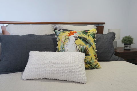 Luxury Homestay BNB In Rochedale - Grafton Accommodation 3