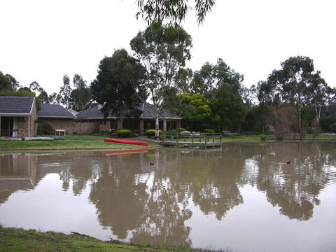 Magdala Motor Lodge & Lakeside Restaurant - Grafton Accommodation 3