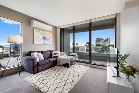 Melbourne Centre Convenient Location + Free Parking - Grafton Accommodation 2