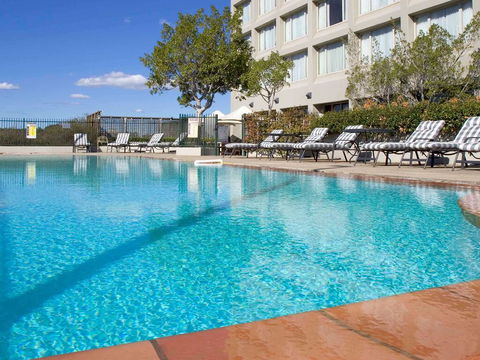 Mercure Sydney Parramatta - Grafton Accommodation 3