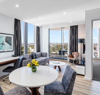Meriton Suites Mascot Central - Grafton Accommodation