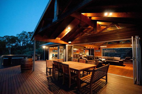 Milbrodale Lodge - Grafton Accommodation 0