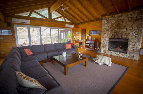 Milbrodale Lodge - Grafton Accommodation 3