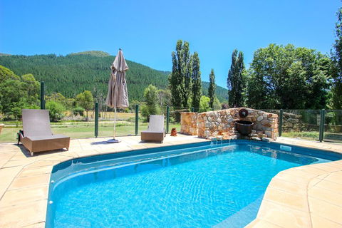 Mill Cottage - Grafton Accommodation 1