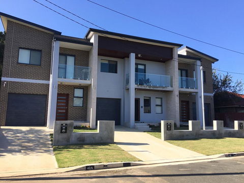 Minto Lodge - Grafton Accommodation 0