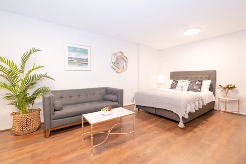 MLB48-Sydney Harbour Stunning View Studio With Free Parking - Grafton Accommodation 1