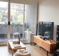 Modern 2 Bedroom Apartment Close To Beach and City - Grafton Accommodation