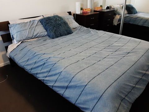 Modern Two-story Hampton Style House - Grafton Accommodation 3