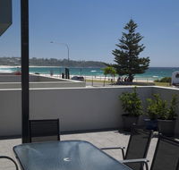 Mollymook Luxury Beachfront Apartment 3