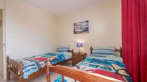 Monterey Lodge Unit 16, 27 Warne Terrace. Kings Beach - Grafton Accommodation 2