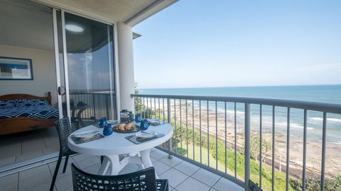 Monterey Lodge Unit 16, 27 Warne Terrace. Kings Beach - Grafton Accommodation 0