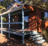 Moore Park Beach Huts - Grafton Accommodation