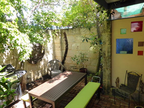 Morgano's Fish - Grafton Accommodation 0