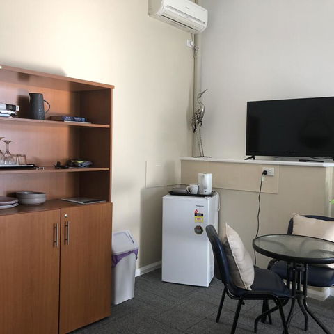Motel Rooms At Morisset Serviced Apartments - Grafton Accommodation 3