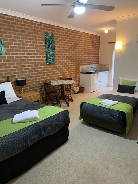 Motel Views Yackandandah - Grafton Accommodation 1
