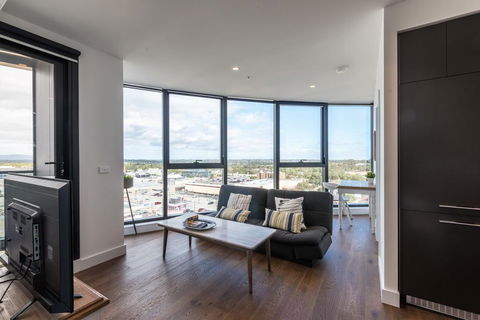 Mountain Park View Luxury 2 Bedroom Apt@Box Hill - Grafton Accommodation 1