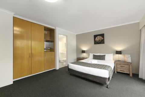 Mt Ommaney Hotel Apartments - Grafton Accommodation 0