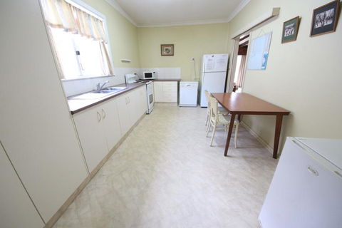 Muller's Cottage At Hat Head (Pet Friendly) - Grafton Accommodation 3