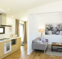 Myrtle Tree Lodge - Trunks - Grafton Accommodation