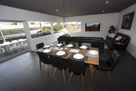 Nelson Victoria Luxury Holiday Accommodation - Grafton Accommodation 0