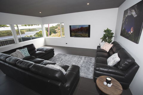 Nelson Victoria Luxury Holiday Accommodation - Grafton Accommodation 3