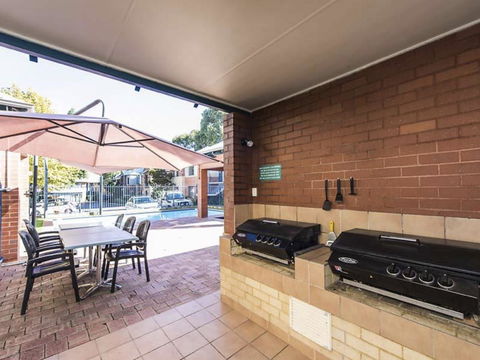 Subiaco Village 20 - Grafton Accommodation 18