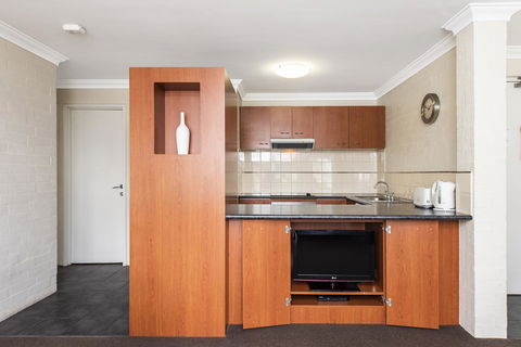 Subiaco Village 20 - Grafton Accommodation 6