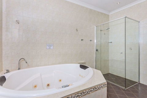 Quality Hotel Bayswater - Grafton Accommodation 20