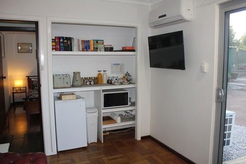 Jacaranda Hideaway Bed & Breakfast - Grafton Accommodation 4