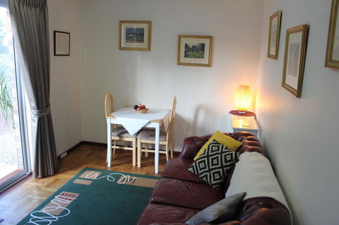 Jacaranda Hideaway Bed & Breakfast - Grafton Accommodation 3