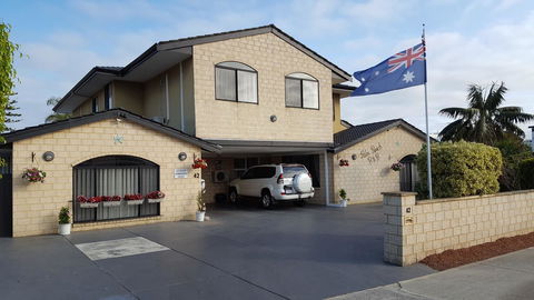 Palm Beach Bed & Breakfast - Grafton Accommodation 38