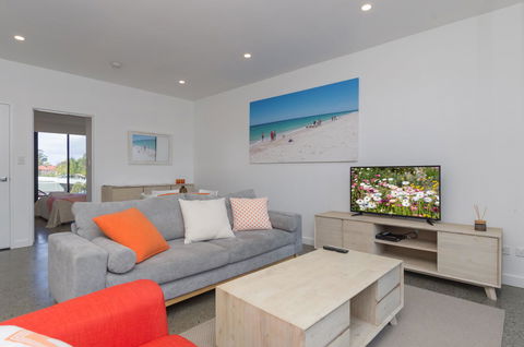 Sunset Place Apartments - Grafton Accommodation 14