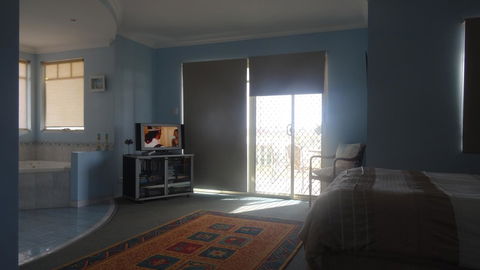 Ocean View Retreat - Grafton Accommodation 20