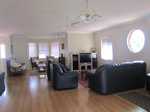 Ocean View Retreat - Grafton Accommodation 17